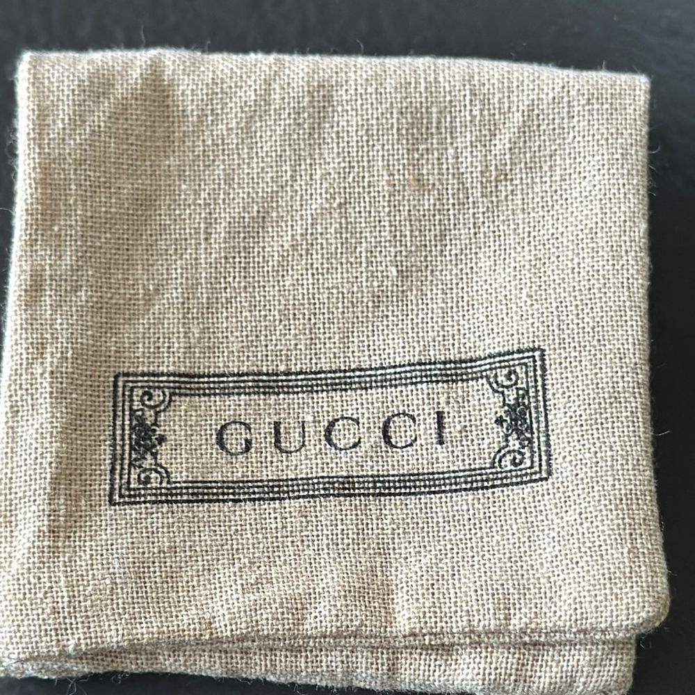 Gucci Interlocking GG Aged Silver Bracelet - Picture 8 of 10